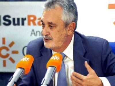 Griñán afirma que los cambios del gobierno se harán en su momento 