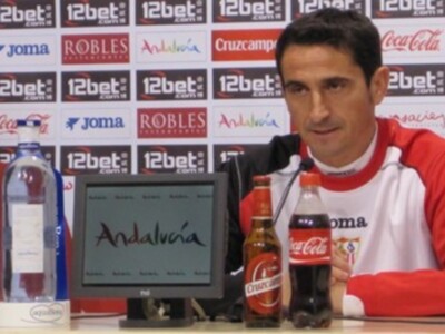Manolo Jiménez destituido como entrenador del Sevilla FC