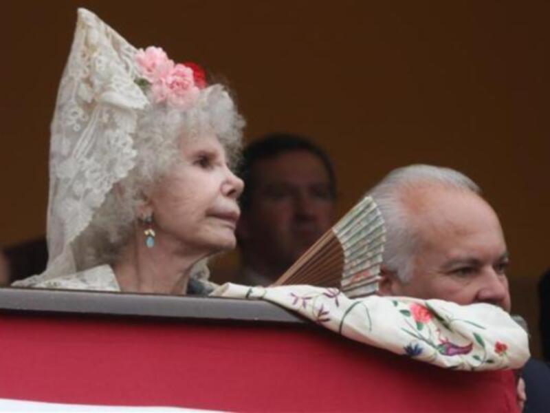 La Duquesa de Alba se sincera: A Alfonso lo quiero muchísimo, conmigo ha sido excepcional