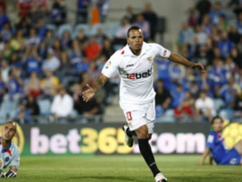 Luis Fabiano principal novedad en la lista para el Sevilla-Barça