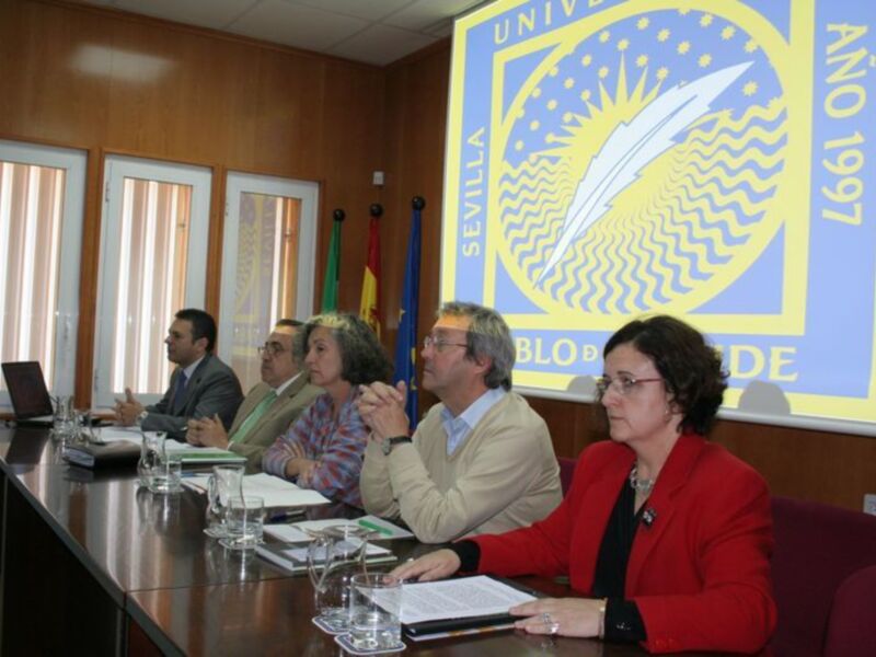 El dolor de garganta y la disfonía, los problemas de voz más frecuentes en los docentes