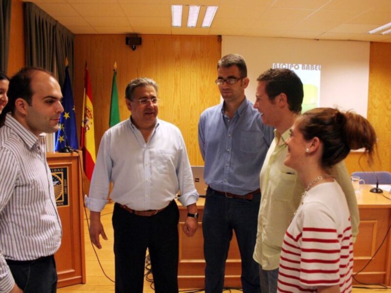 Juan Ignacio Zoido responde a las preguntas de los estudiantes de la UPO