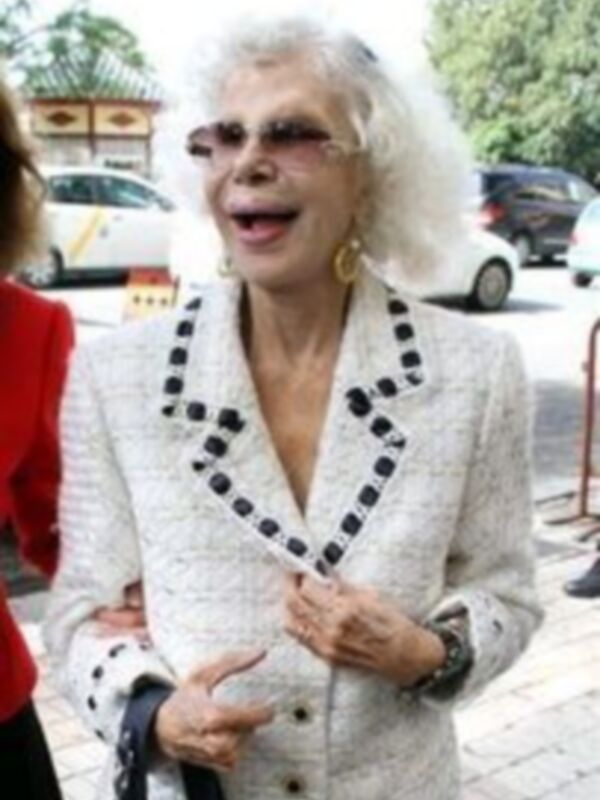 La Duquesa de Alba madrina del homenaje a Litri padre en el 60 aniversario de su alternativa