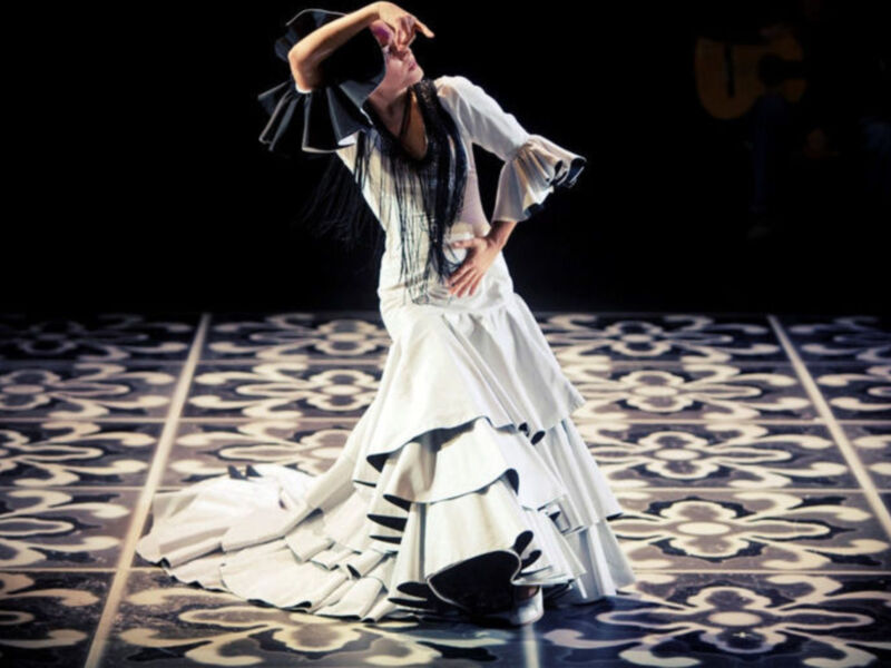 Más de 150 propuestas entre actividades paralelas y off convierten a la bienal en el evento cultural de referencia