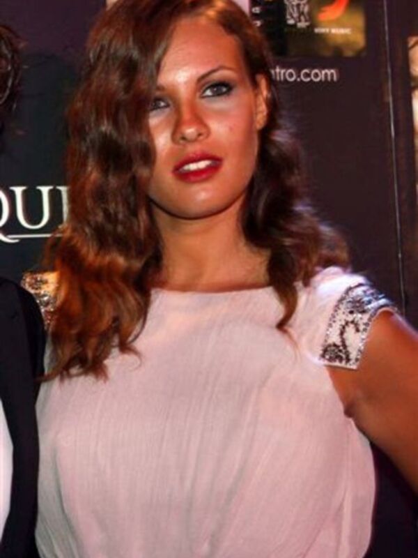 Jessica Bueno, pareja de Feliciano López reaparece tras su polémico romance, en la presentación del nuevo videoclip de Hugo Salazar.