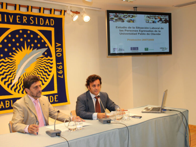 El 57,3% de los titulados de la promoción 2007-2008 de la UPO encuentra empleo en menos de un año