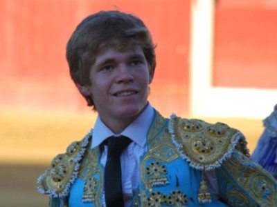 Fuertes emociones en la tercera novillada del XI Encuentro Andaluz de Escuelas de Tauromaquia de Baeza