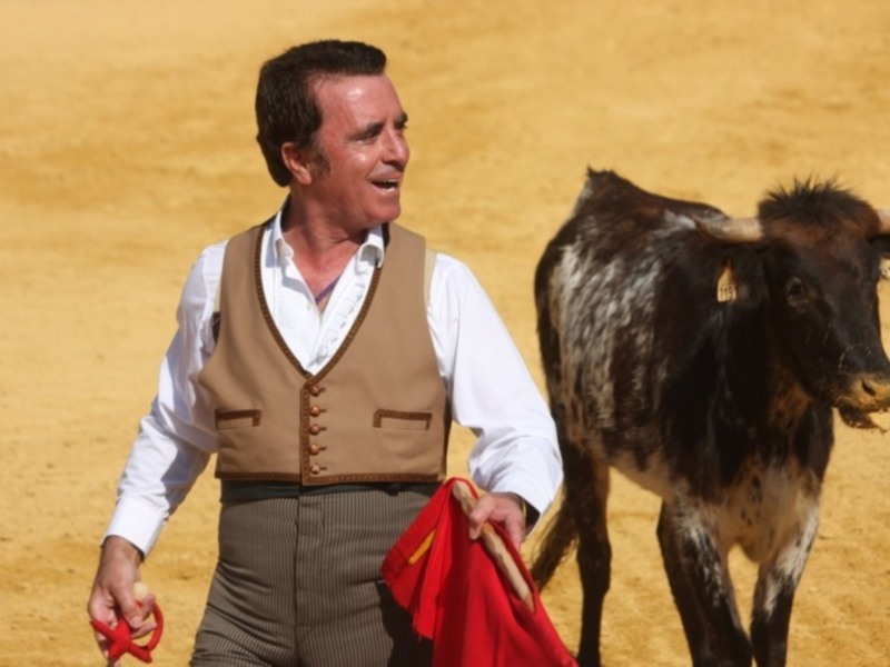 Ortega Cano sigue ingresado, pero sale de la uci tras la caída que sufrió en su finca con pronóstico reservado