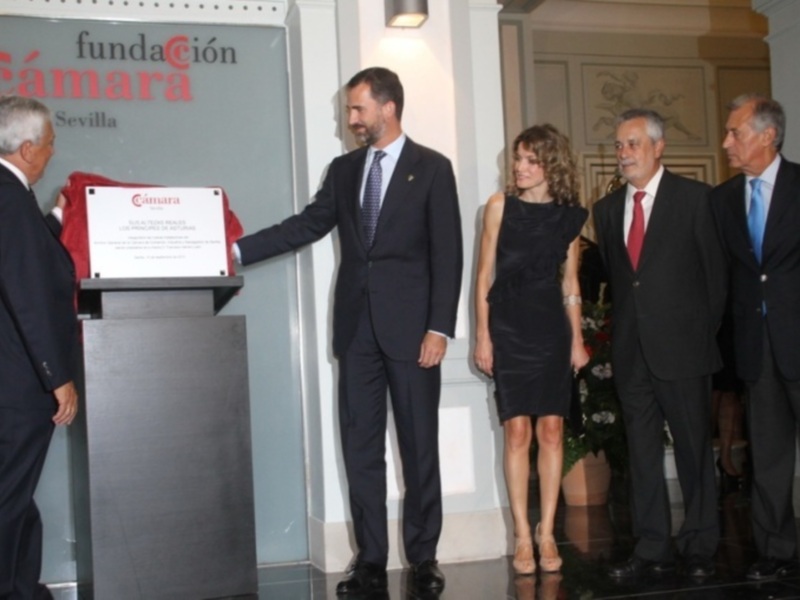 La sociedad sevillana más actual que nunca