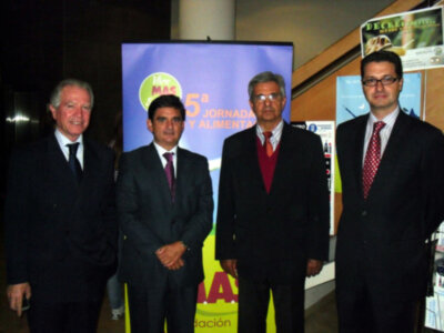 Cerca de un centenar de onubenses se dan cita en las 5ª Jornadas de Salud y Alimentación organizadas por la Fundación M.A.S.