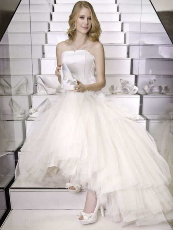 Rosa Clará vestirá a Katerina Strygina en el día de su boda con Olfo Bosé, sobrino de Miguel Bosé.