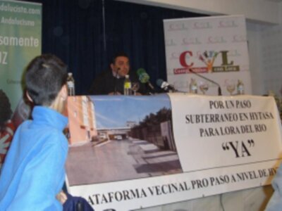 Gran asistencia de público en la presentación de Miguel Ángel Nogales como candidato a la alcaldía por la coalición Partido Andalucista-Compromiso con Lora