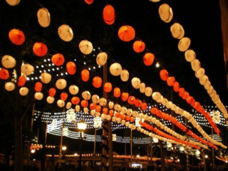 ME ESTÁS ESPERANDO, EN LA FERIA DE SEVILLA 