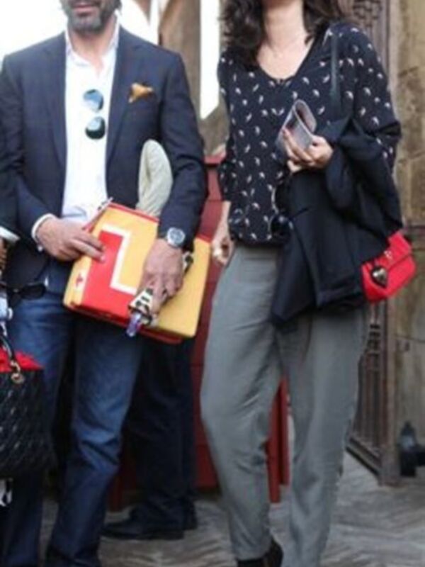 Ana Rosa Quintana de lunares en los toros junto a su marido Juan Muñoz