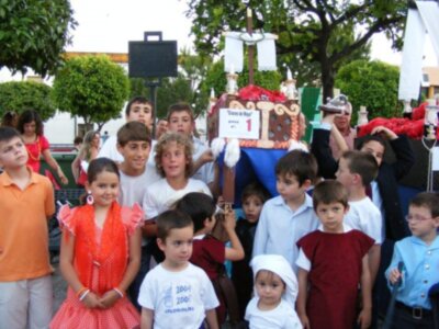 El Ayuntamiento de Gines convoca un concurso infantil de Cruces de Mayo
