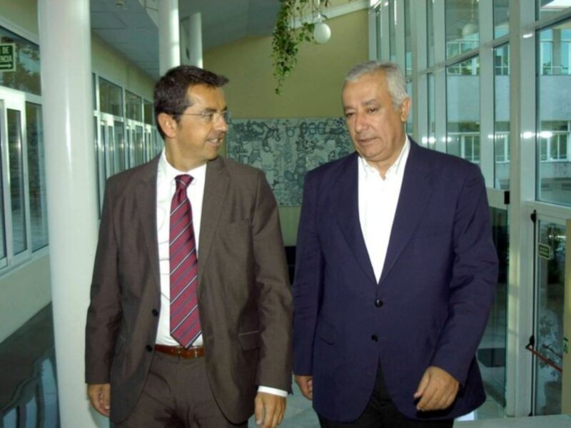  Javier Arenas, presidente del Partido Popular Andaluz, cree que se ha roto el fatalismo y pueden gobernar en Andalucía  