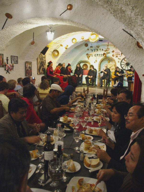 PARA NO PERDERTE LA PASIÓN FLAMENCA, DAURO HOTELES SE ALÍA DE NUEVO CON VENTA EL GALLO