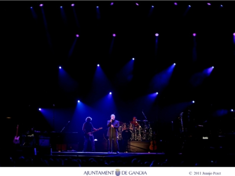 Éxito de Tom Jones en la clausura de "Gandía", el mar donde se unen las estrellas