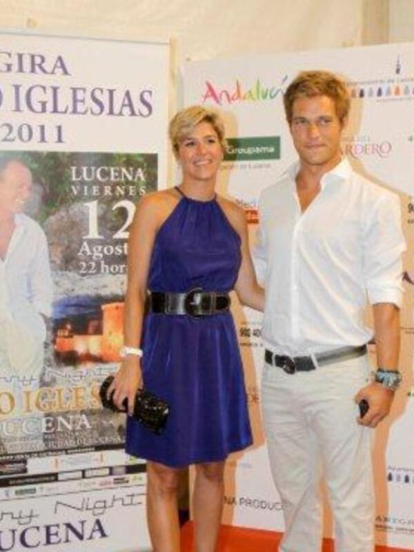 Julio Benítez el cordobés asistió a ver el concierto de su padrino julio iglesias en Lucena