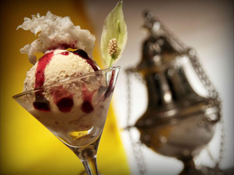 Crema vaticana; homenaje a la visita de S.S. Benedicto XVI y a la JMJ