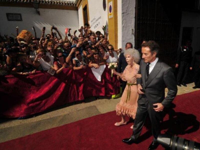 Fotografías de la Duquesa de Alba y Alfonso Díez recién casados