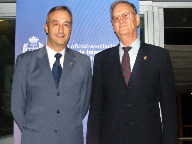 El decano del COITAOC apela a la unión del colectivo de Ingenieros de Telecomunicación para hacer frente a la situación de la profesión