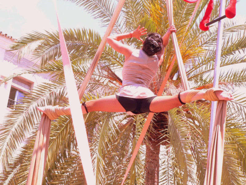 Mañana domingo feSt sale a la calle 