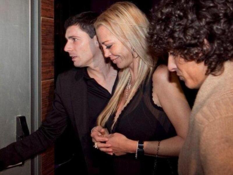 Belén Esteban recibe un homenaje en Córdoba por sus diez años en televisión, muy arropada por sus fans