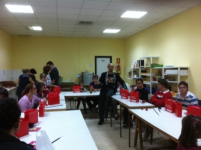 La fundación abracadabra llena Sevilla de magia e ilusión con los talleres para gente mágica, 	patrocinados por la fundación MAPFRE 