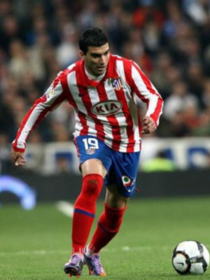 La vuelta de Reyes a Nervión podría hacerse oficial hoy