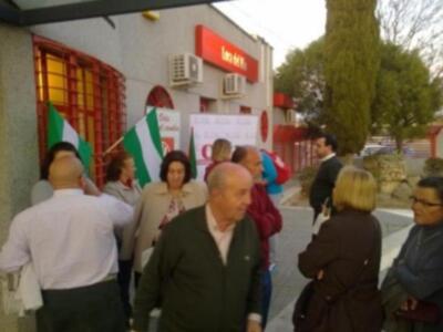 La coalición Partido Andalucista- Compromiso con Lora exige la eliminación de las barreras arquitectónicas de la estación de RENFE de Lora del Río