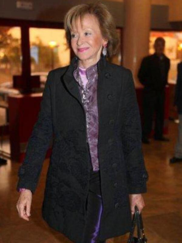 María Teresa Fernández de la Vega luce su nueva imagen en Sevilla