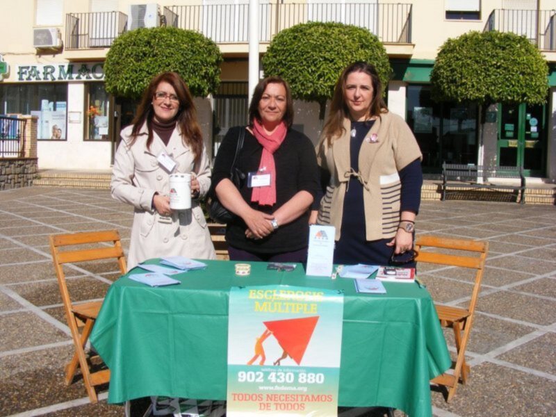 La Asociación Sevillana de Esclerosis Múltiple realizó en Gines su Campaña Anual de Cuestación e Información  
