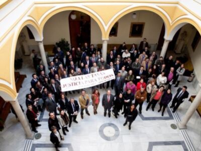 Abogados andaluces irán al TC si el Gobierno aprueba su "vergonzosa" Ley de Tasas