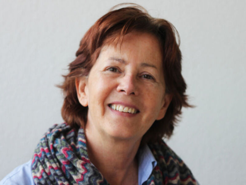 Marina Bernal presentará en Sevilla, El inglés de Serón, de Carmen de la Rosa