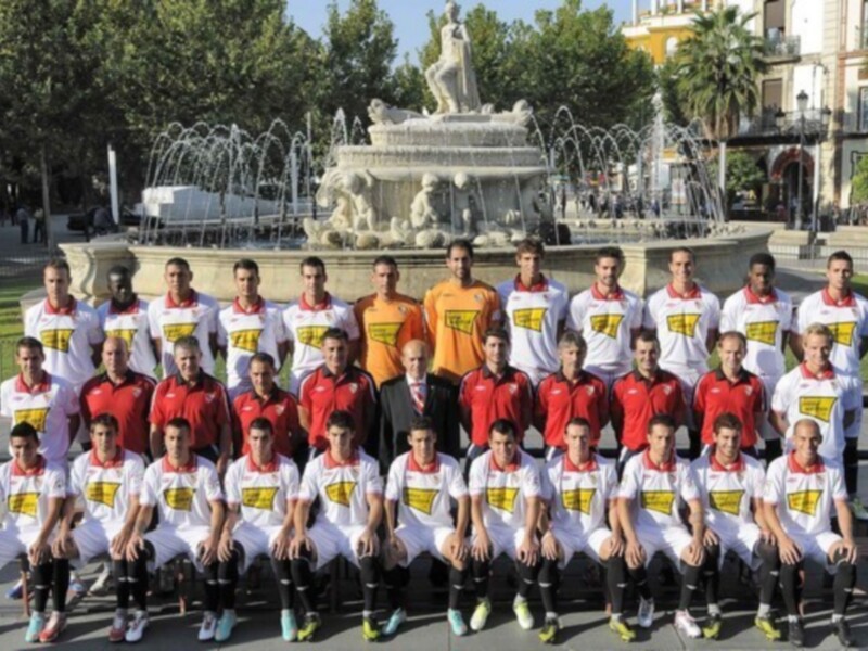 El derbi andaluz Sevilla-Granada se juega este lunes en MarcaTV