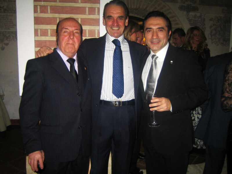 El pintor malagueño Antonio Montiel ha recibido la Estrella Feniké a la Cultura