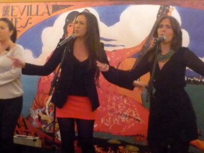 Éxito del grupo Caléndula en la Gala de la caseta de Radio Sevilla