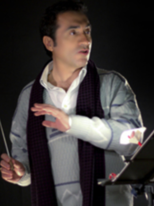 EL PINTOR ANTONIO MONTIEL  CAMBIA LOS PINCELES POR LA BATUTA