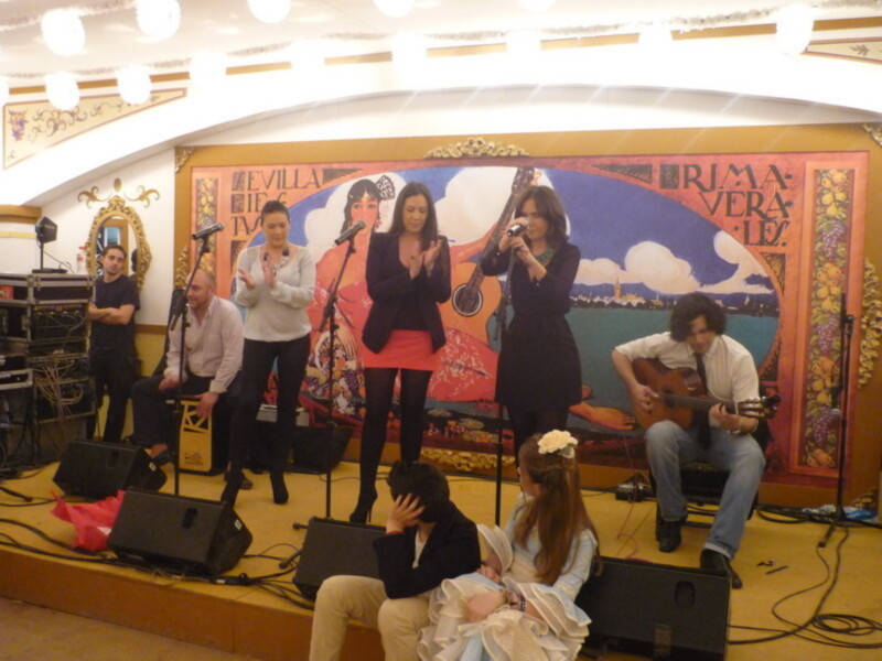 Éxito del grupo Caléndula en la Gala de la caseta de Radio Sevilla