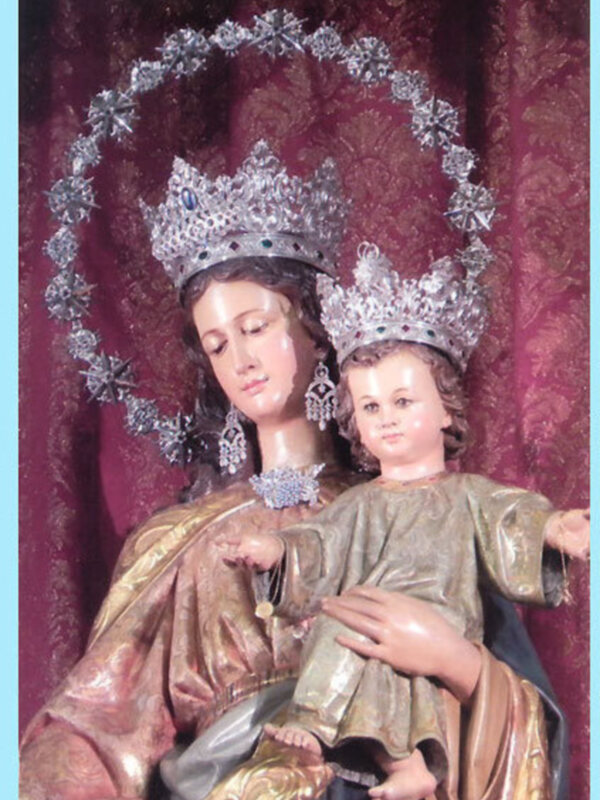 Continúan las Fervorosas Novenas a María Auxiliadora, en todas las Casa Salesiana de los 6 Continentes. Entramos en la Recta Final