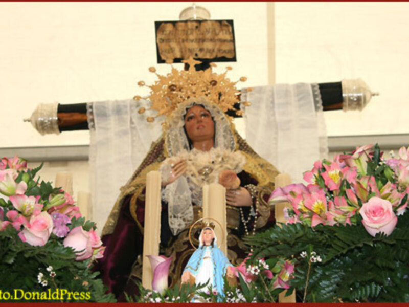 La tradicional CRUZ de MAYO de MONTEFLOR no sale este año en Mayo,  lo hará el 1 de junio.