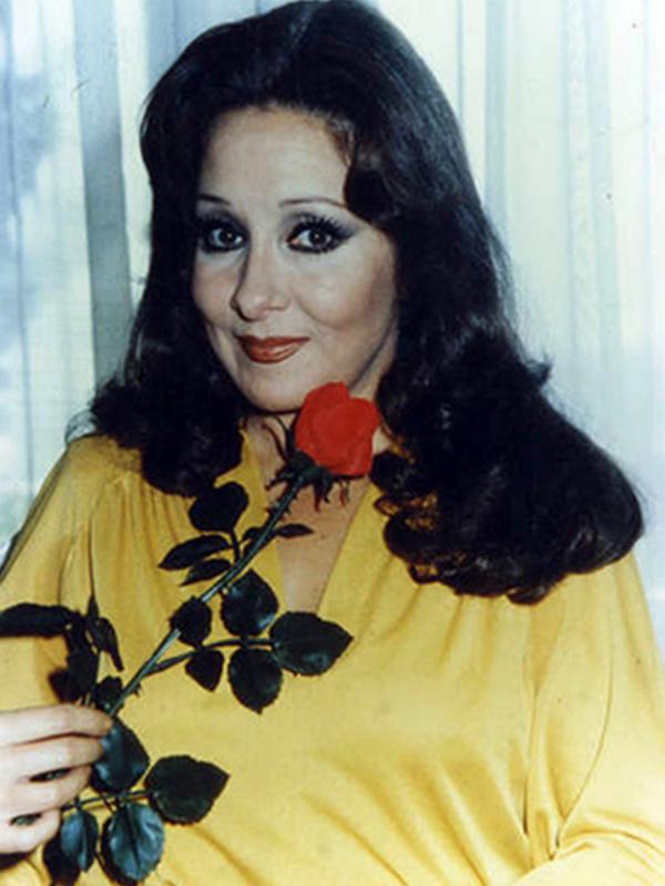 Sabado y domingo Recordando a Marife de Triana en Teatro Maestranza de Sevilla  