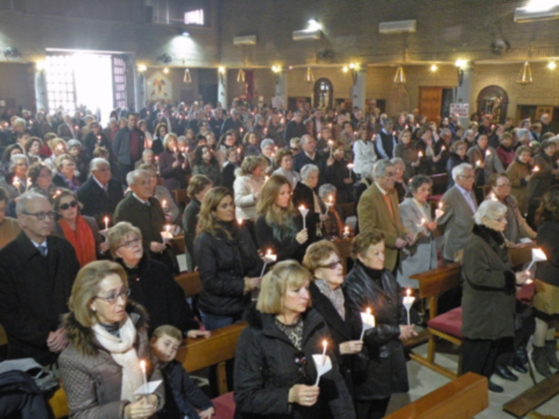 Sevilla. Fiesta de la Candelaria en la Parroquia  de Sta. María las Flores de Pio XII de Sevilla.