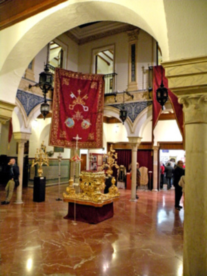 Sevilla. Se clausuro en el Mercantil la Exposición Mariana Historia de una devoción de María Auxiliadora de la Trinidad de Sevilla.