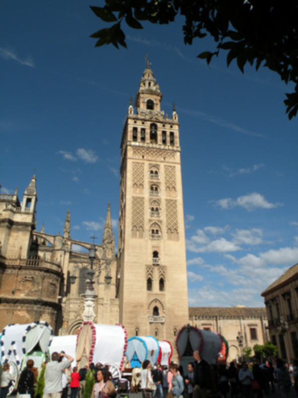 Sevilla. Hermandes sevillanas que pelegrina a la aldea del Rocio