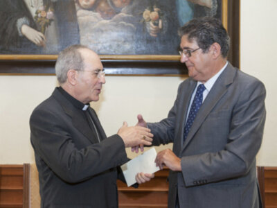 Los Abogados sevillanos han aportado ya a Cáritas 160.000 euros con la Campaña Euro Solidario.