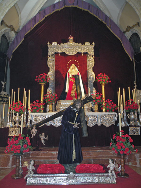 Provincia de Sevilla. Solemne Besapies a Jesús Nazareno de la localidad sevillana de Alcalá del Río 