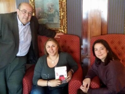 Megan Maxwell... 'Una historia muy bonita para Tony Ferrasa'