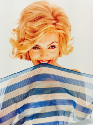 Paz Alarcón se convierte en Marilyn este Viernes en Coria y el fin de semana en La casala